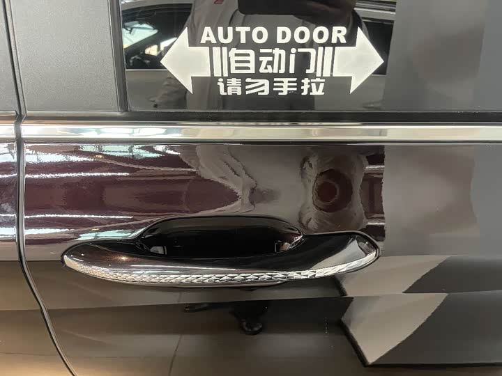 Фото 9 - Hyundai Custo