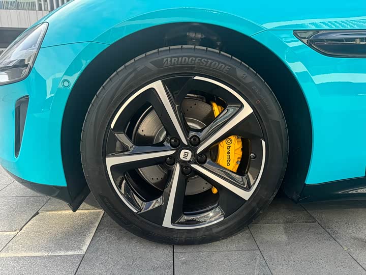 Фото 4 - Xiaomi SU7