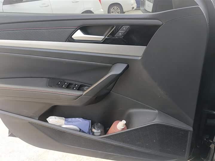 Фото 7 - Volkswagen Lavida