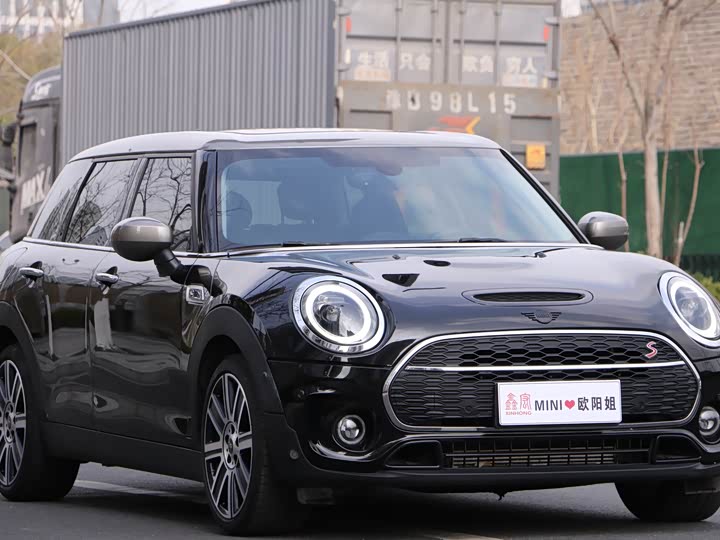 Фото 3 - Mini Clubman