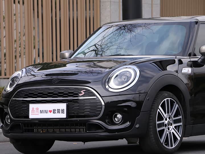 Фото 8 - Mini Clubman