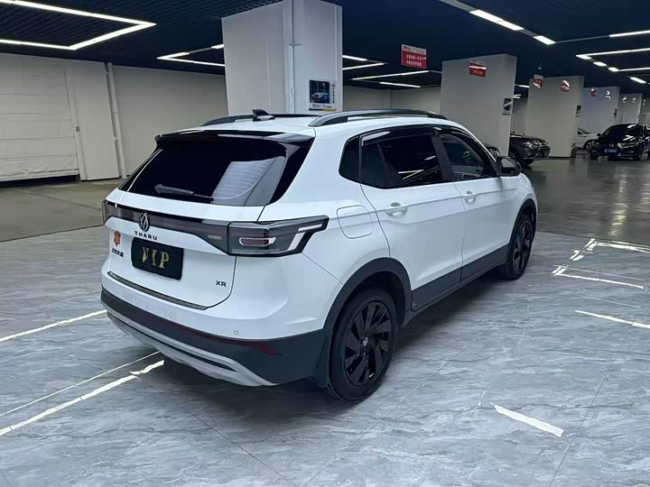 Photo 9 - Volkswagen Tharu