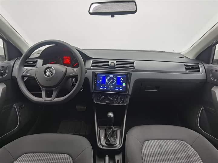 Фото 5 - Volkswagen Santana