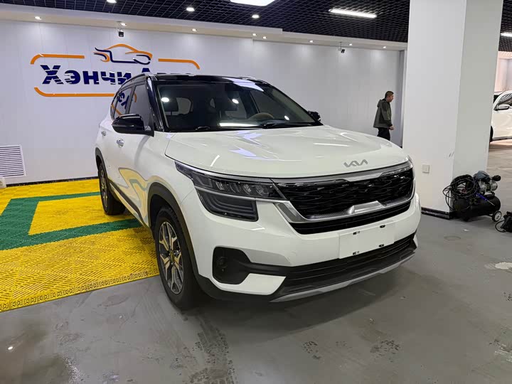 Фото 3 - Kia KX3