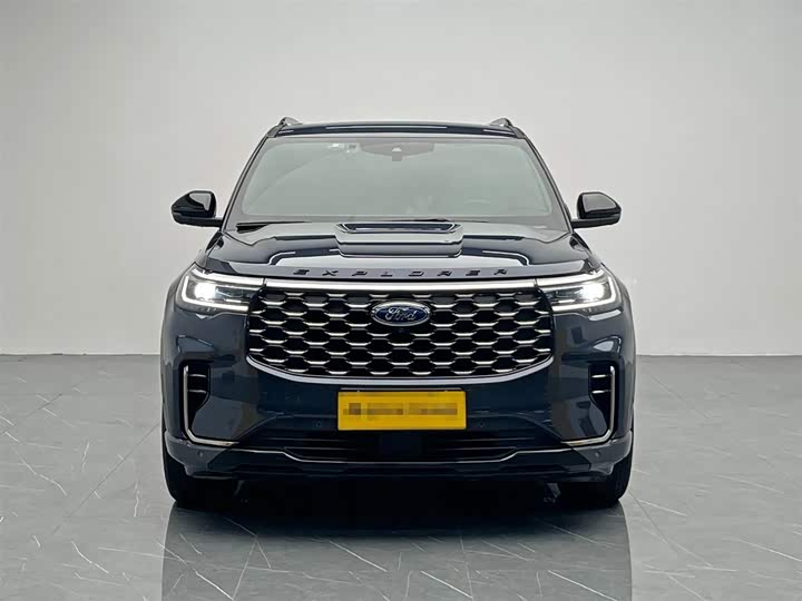 Фото 2 - Ford Explorer