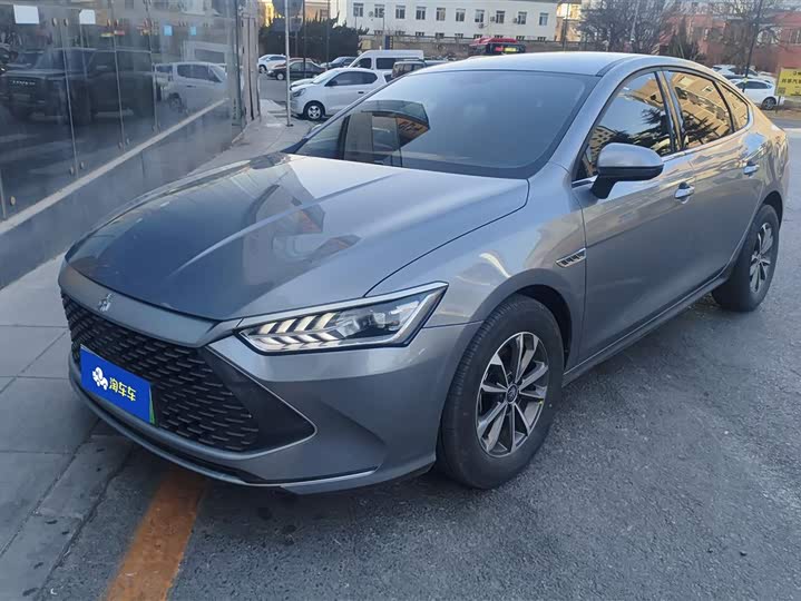Фото 1 - BYD Qin Plus