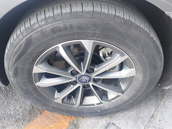 Фото 6 - BYD Qin Plus