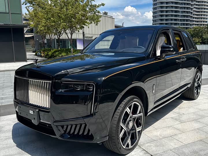 Фото 16 - Rolls-Royce Cullinan