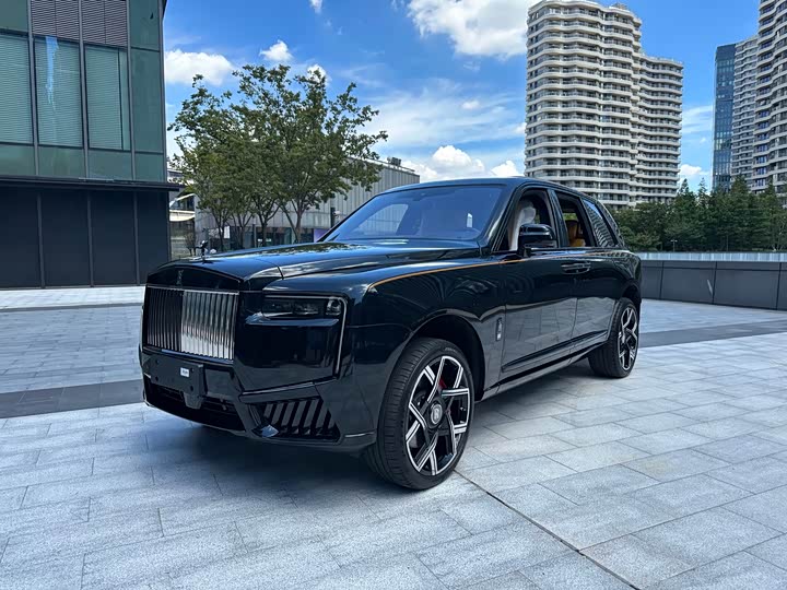 Фото 2 - Rolls-Royce Cullinan