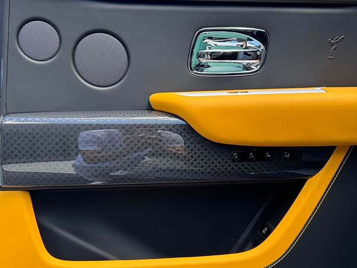 Фото 7 - Rolls-Royce Cullinan