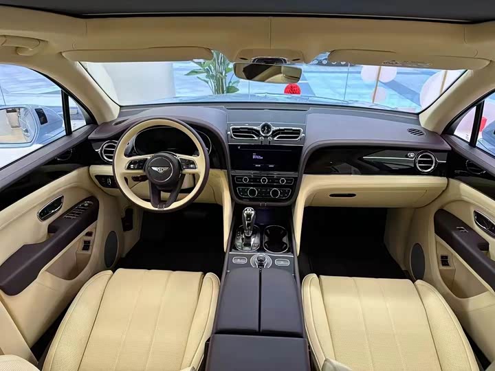 Фото 6 - Bentley Bentayga