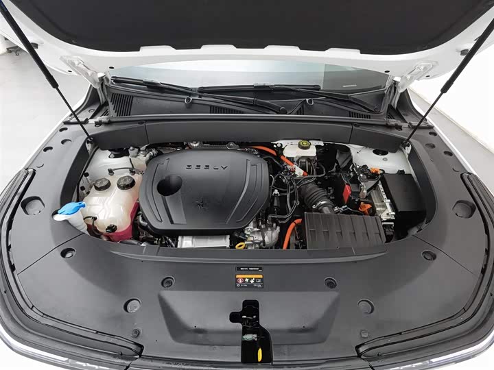 Фото 6 - Geely Galaxy L7