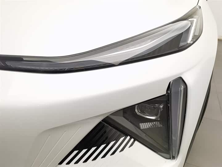 Фото 7 - Geely Galaxy L7