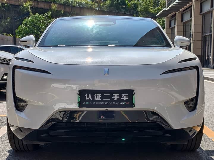 Фото 2 - Avatr 11