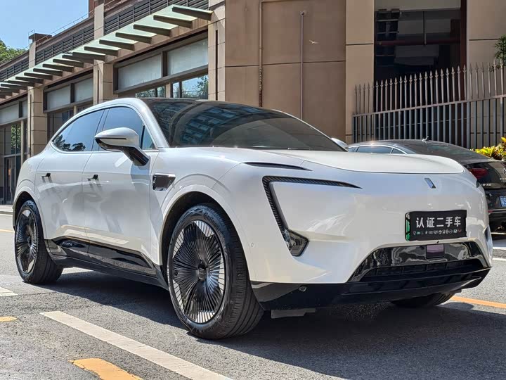 Фото 3 - Avatr 11