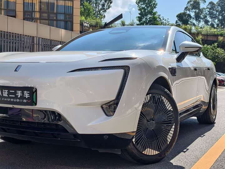 Фото 9 - Avatr 11