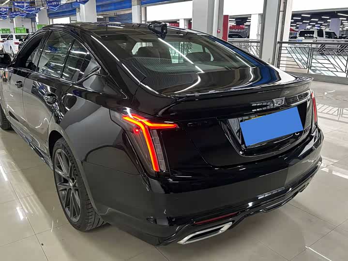 Фото 6 - Cadillac CT5