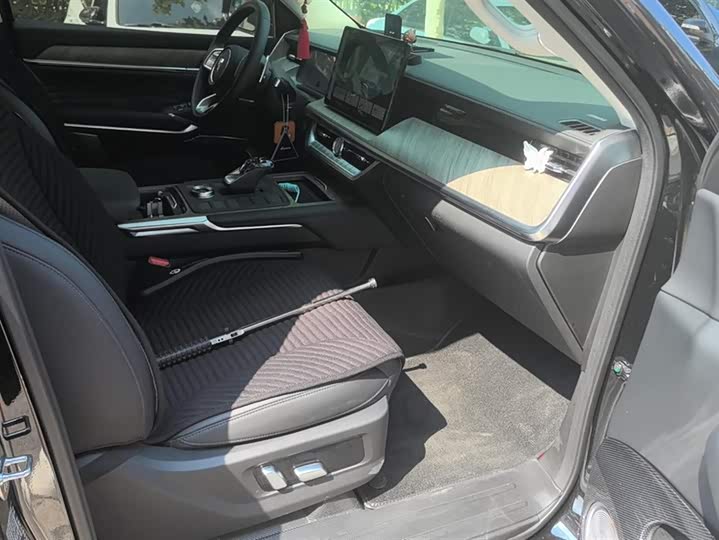 Фото 8 - Tank 500 Hybrid