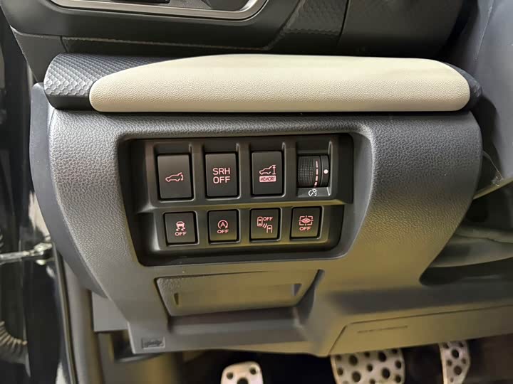 Photo 9 - Subaru Forester