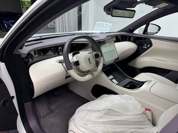 Фото 6 - Avatr 11