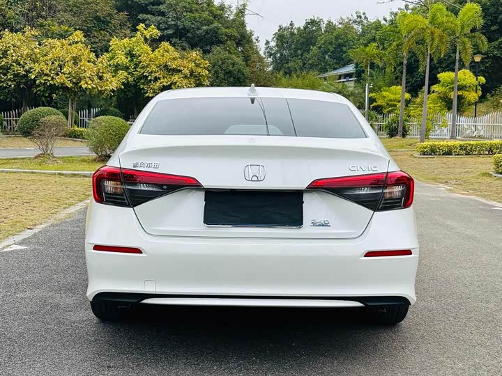 Фото 7 - Honda Civic