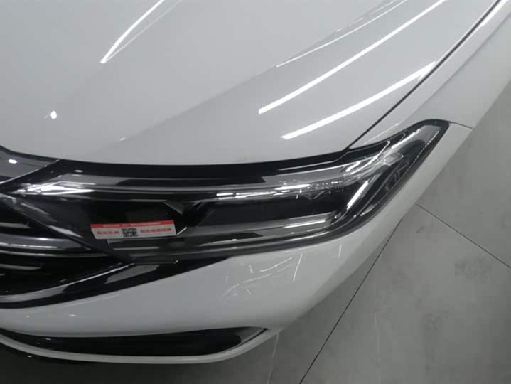 Фото 5 - Volkswagen Sagitar L