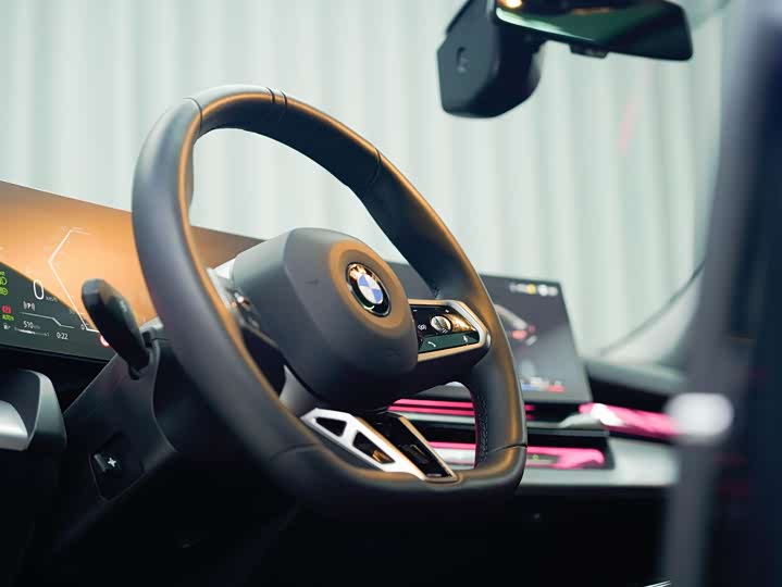 Фото 9 - BMW 5 Series