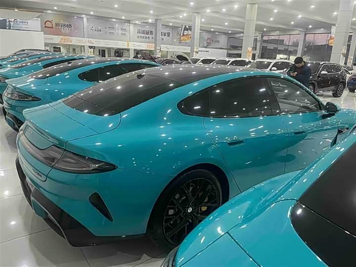 Фото 5 - Xiaomi SU7