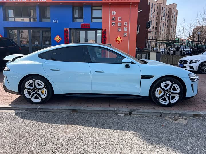 Фото 4 - Xiaomi SU7