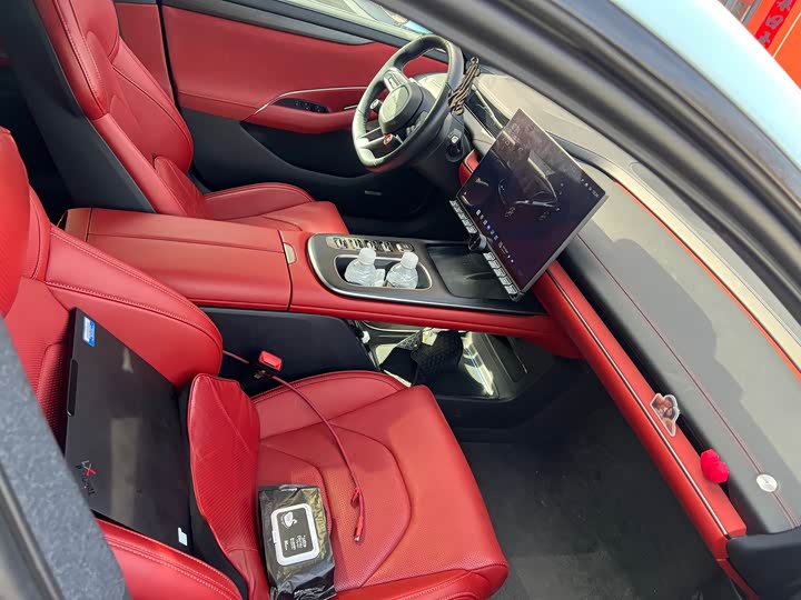 Фото 7 - Xiaomi SU7