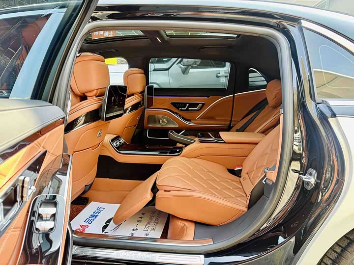 Фото 7 - Mercedes-Benz Maybach S-Class