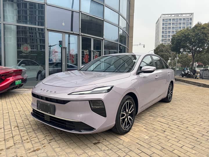 Фото 1 - Roewe D6