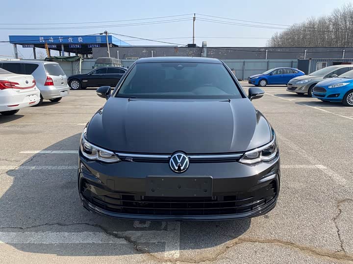 Фото 7 - Volkswagen Golf