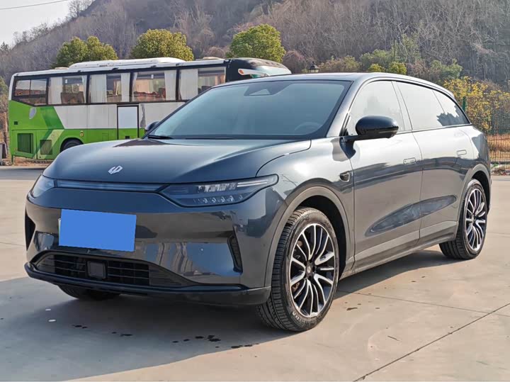 Фото 1 - Leapmotor C11