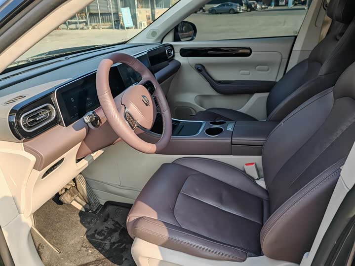 Фото 2 - Leapmotor C11