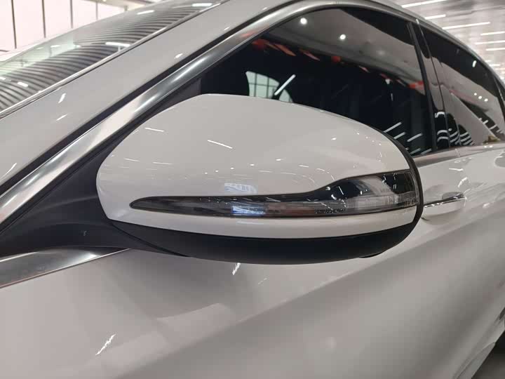 Фото 7 - Mercedes-Benz C-Class