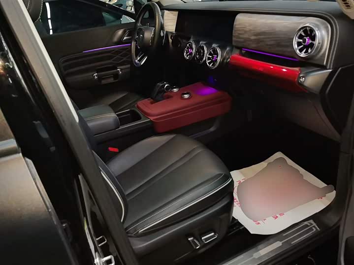 Фото 8 - Tank 300