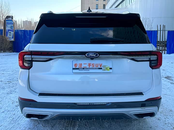 Фото 4 - Ford Explorer