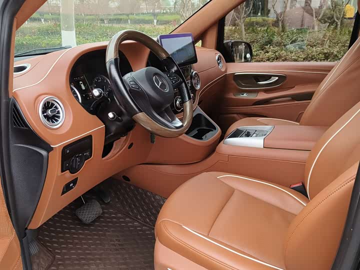 Фото 4 - Mercedes-Benz Vito