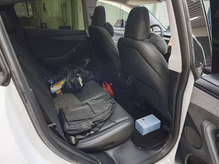 Фото 6 - Tesla Model Y