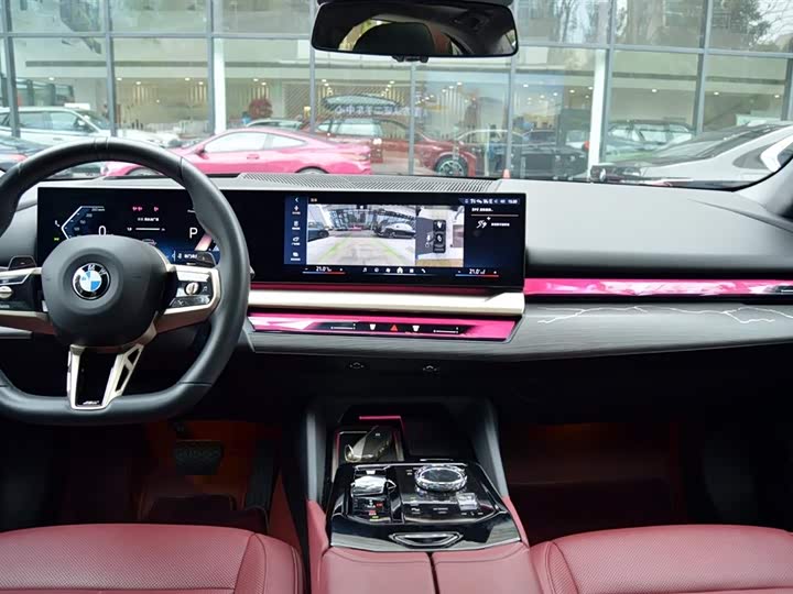 Фото 9 - BMW 5 Series