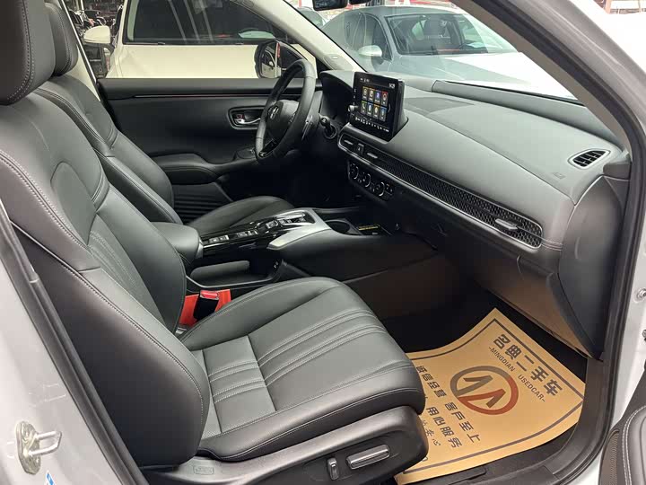 Фото 6 - Honda HR-V