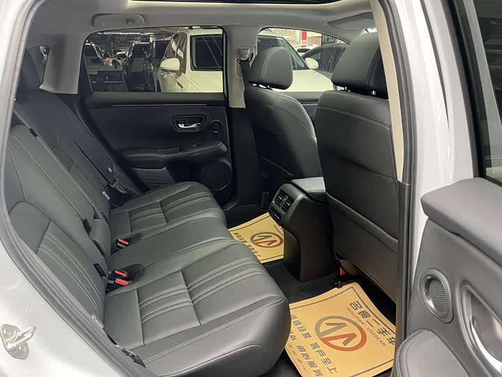 Фото 9 - Honda HR-V