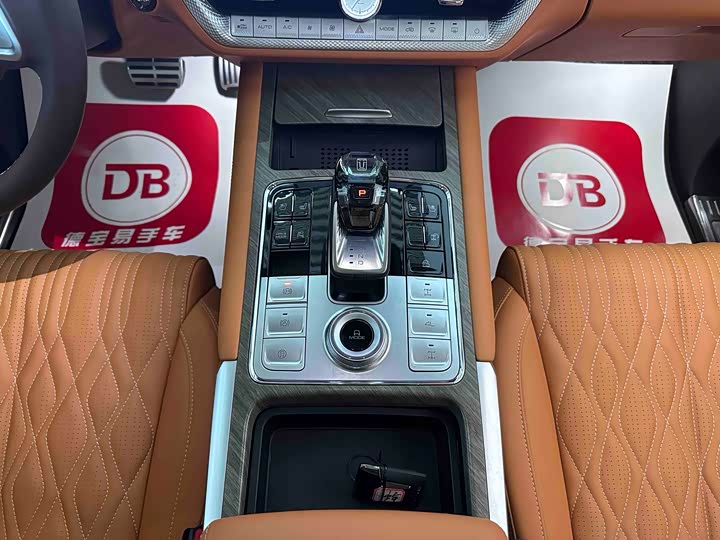 Фото 9 - Tank 500 Hybrid