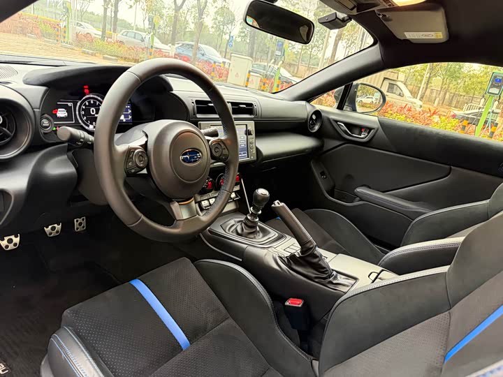 Фото 7 - Subaru BRZ