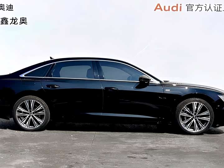 Фото 4 - Audi A6L