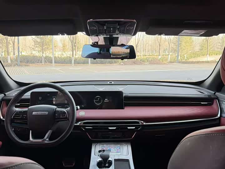 Photo 8 - Jetour X70 Plus