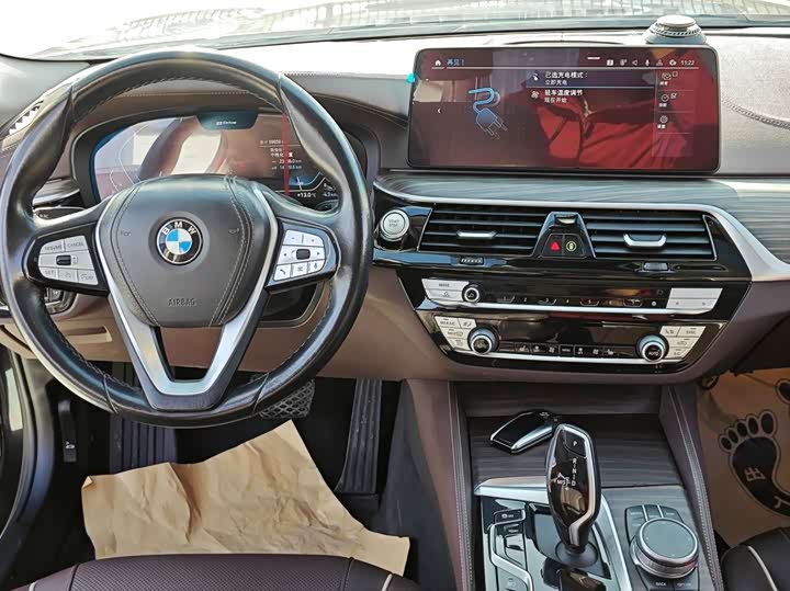 Фото 4 - BMW 5 Series Hybrid