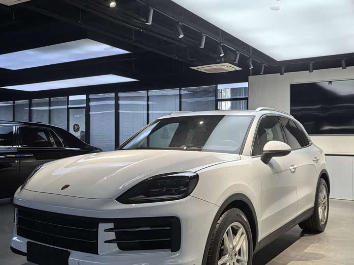 Фото 1 - Porsche Cayenne