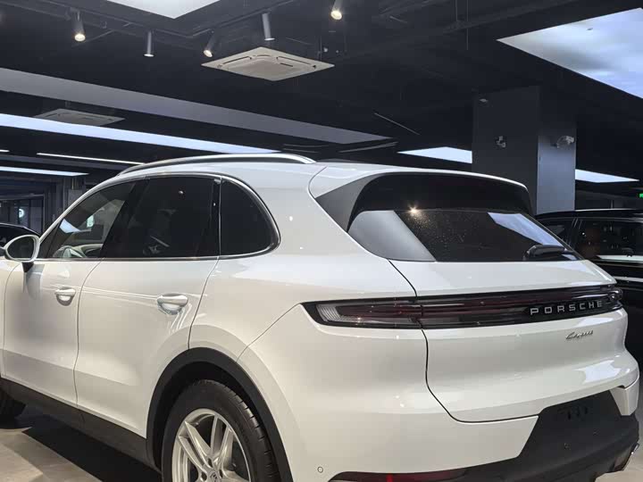 Фото 7 - Porsche Cayenne